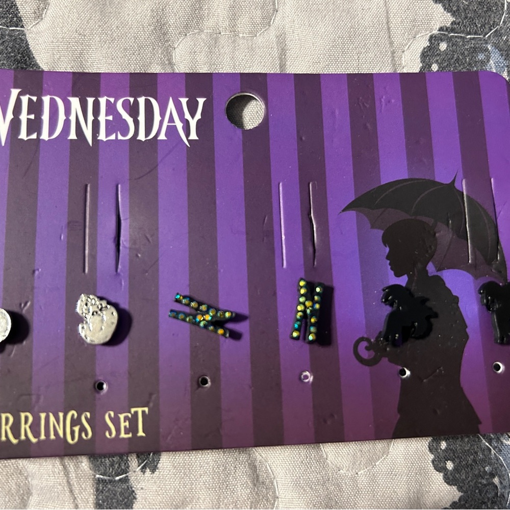 “Wednesday” Black and Silver Earrings Set